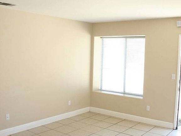 3rd image of 2903 Brookside Dr APT A