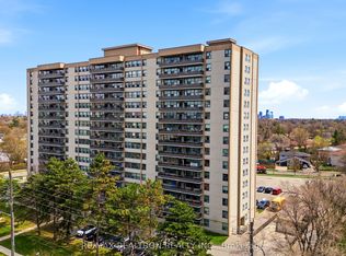 755 Steeles Ave W #1201, Toronto, ON M2R 2S6