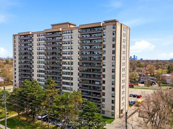 755 Steeles Ave W #1201, Toronto, ON M2R 2S6