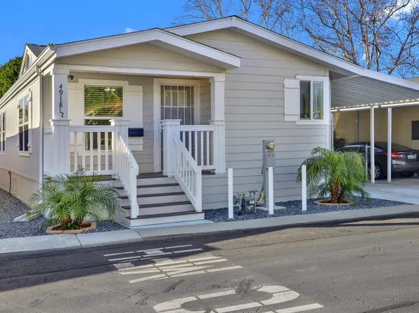 4918 1/2 Old Cliffs Rd, San Diego, CA 92120