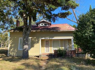 103 Tomberlin Ct, Fitzgerald, GA 31750