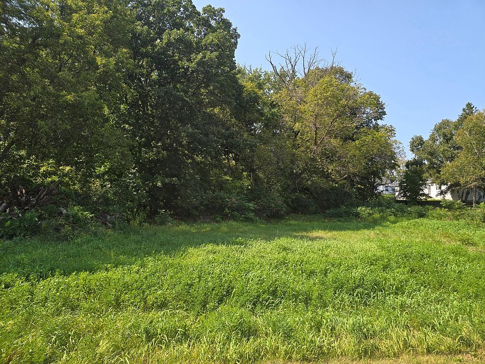 1st image of 409 Dianne Ave