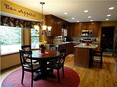 2nd image of 832 Moon Glow Ct