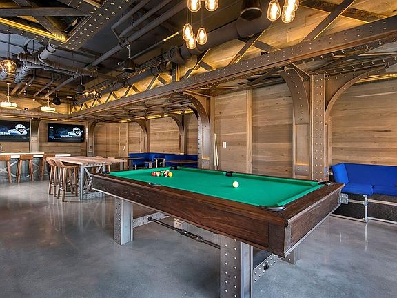 5th image of 745 N Milwaukee Ave #1306