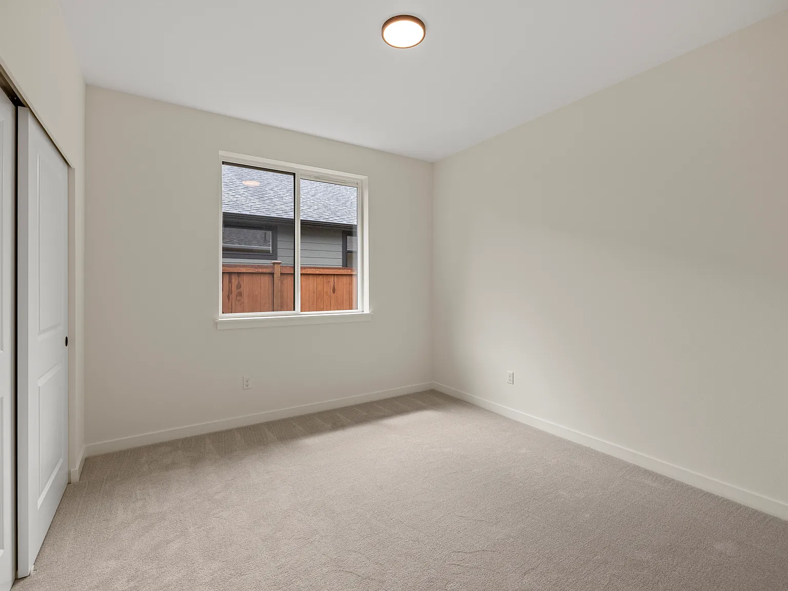 3 bed, 1.5 bath, 1800 sqft, $3,850 — Photo 4