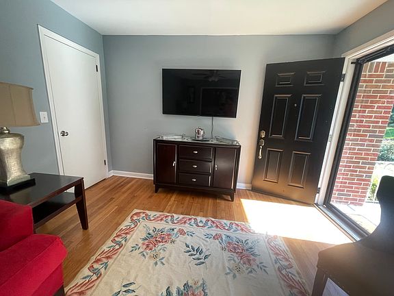 4th image of 433 Hamilton E Holmes Dr NW