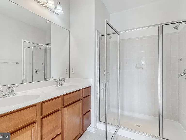 24652 Hutchinson Farm Dr #3D — Photo 7