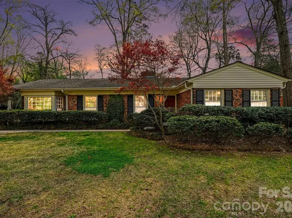 370 Summit Ct SE, Concord, NC 28025