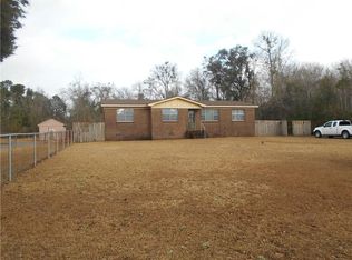 8950 Keene St, Mobile, AL 36608