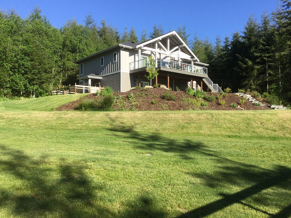 Custom built, large lot