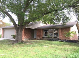 1142 Churing Dr, San Antonio, TX 78245