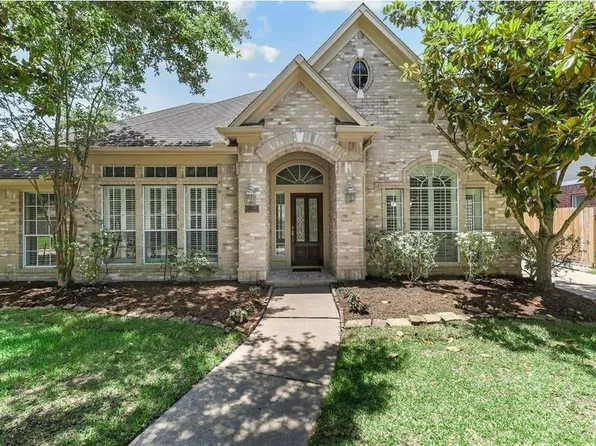 1202 Hathorn Way Dr, Houston, TX 77094
