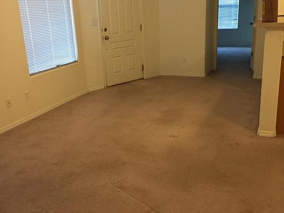 2nd image of 1525 Bradley Ct