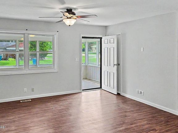 3rd image of 3613 Freedom Way