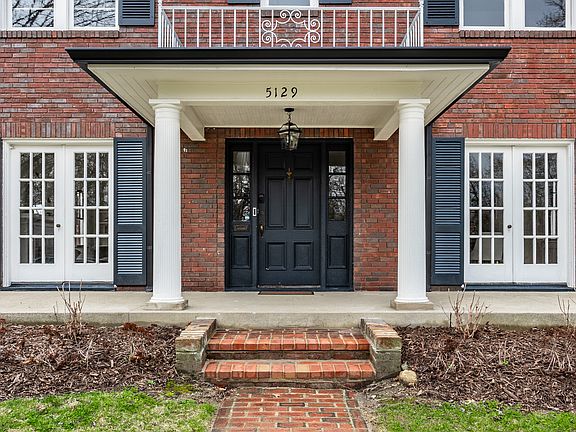 3rd image of 5129 E Pleasant Run Parkway South Dr