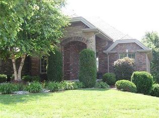 5928 S Parkhaven Ln, Springfield, MO 65810