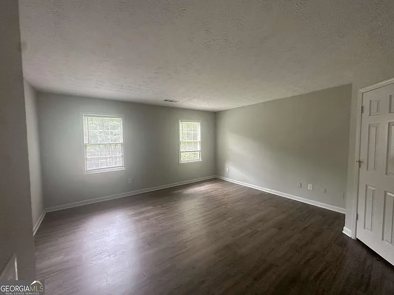 40 Lake Ct — Photo 13