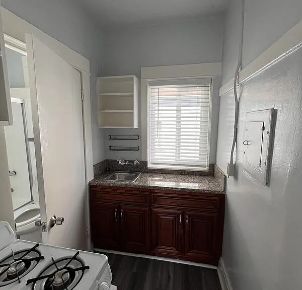 14 Wavecrest Ave #9 — Photo 6