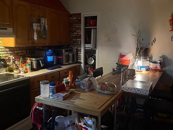 4th image of 311 S Enola Dr