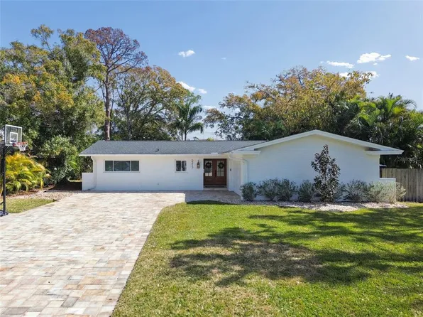 5213 Venetian Blvd NE, Saint Petersburg, FL 33703