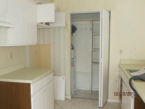 4th image of 722 Lesner Ave #5