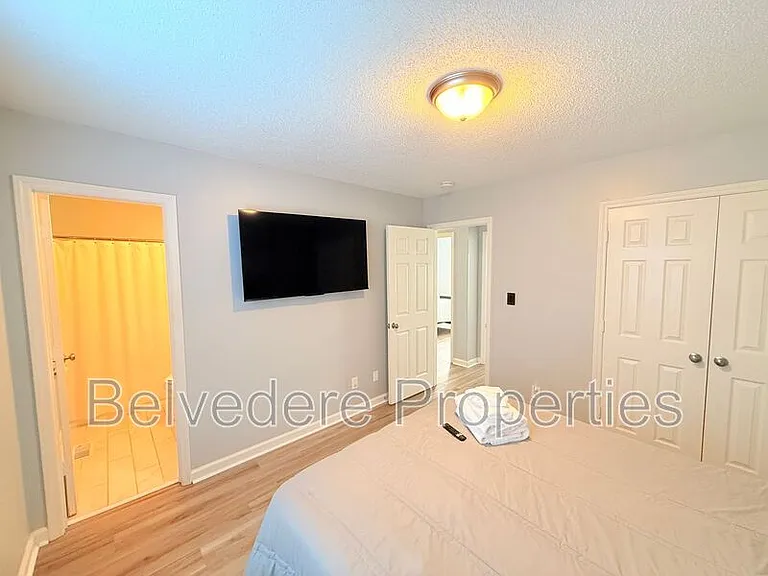 415 N Dudley St — Photo 10