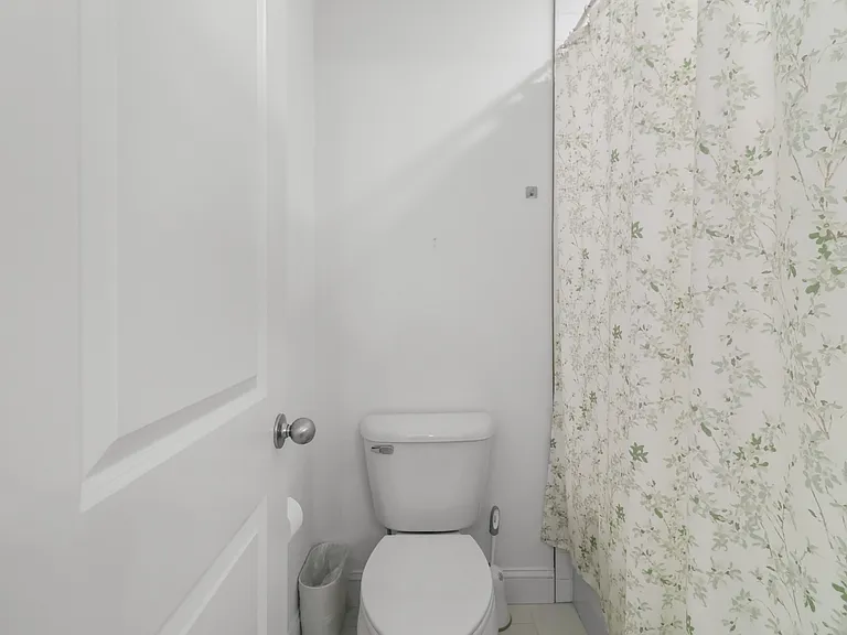 276 Bluebell Dr — Photo 32