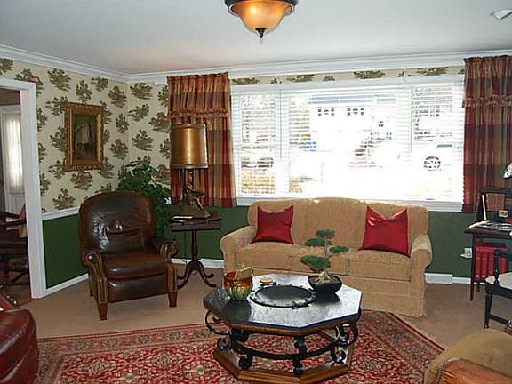 5th image of 333 Westview Ct