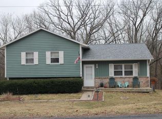 5175 N Creasy Springs Rd #R, Columbia, MO 65202