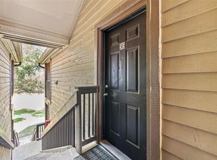 325 Lakepointe Dr UNIT 303, Altamonte Springs, FL 32701