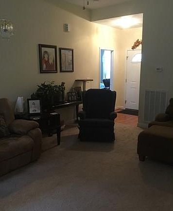 3rd image of 197 Foxcroft Dr
