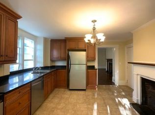 77-1 Coggeshall Ave #N, Newport, RI 02840