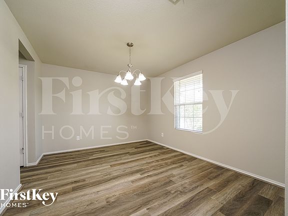 4th image of 133 Waxberry Dr