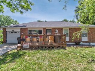 15805 E 42nd Pl, Independence, MO 64055