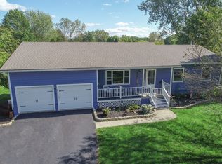 437 Jean St, Gilberts, IL 60136