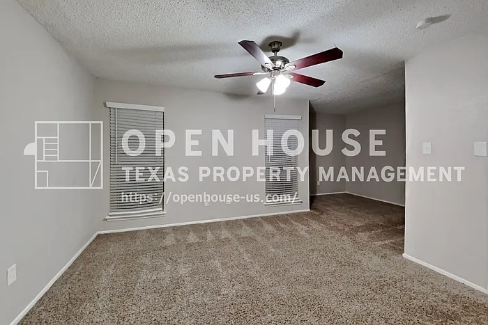 2732 Cancun Ln — Photo 11