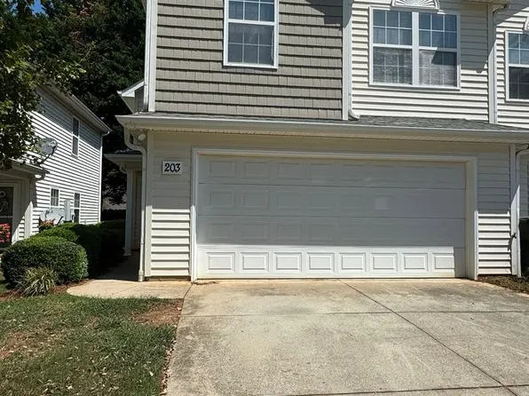 203 Clusters Cir, Mooresville, NC 28117
