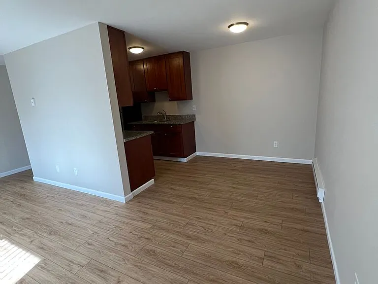 3326 Lombard Ave #3 — Photo 5