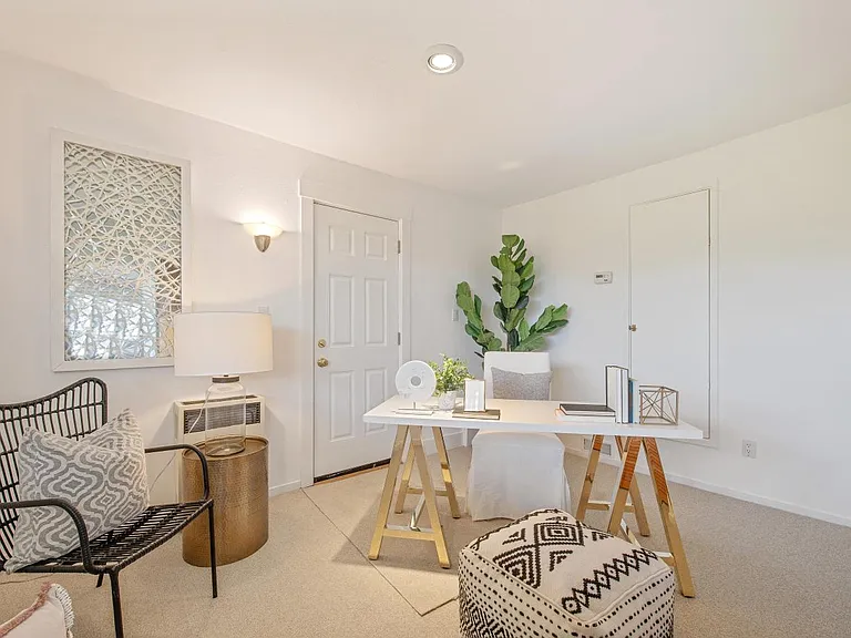 314 Joyce Way — Photo 47