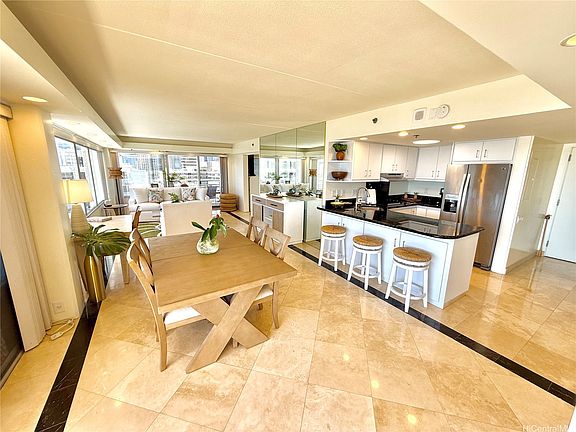 4th image of 1777 Ala Moana Blvd APT 1610