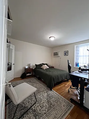 Rented by City Connections Realty | media 19