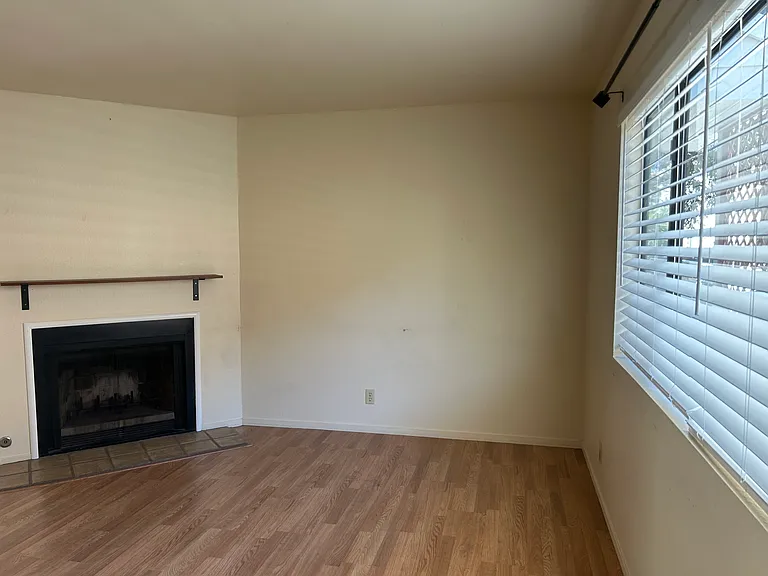 355 N Chorro St #C — Photo 5