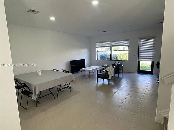 4th image of 747 NE 193rd St #0