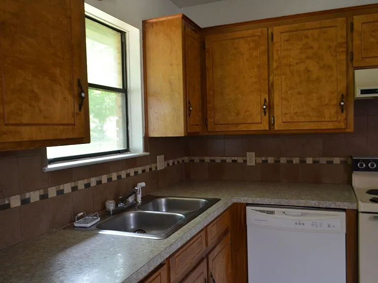 205 Horseshoe — Photo 7
