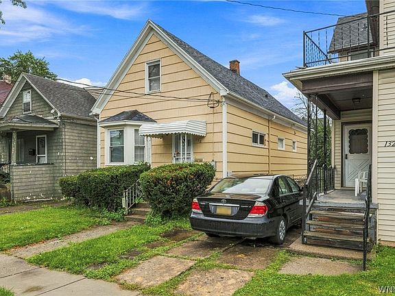3rd image of 130 Floss Ave