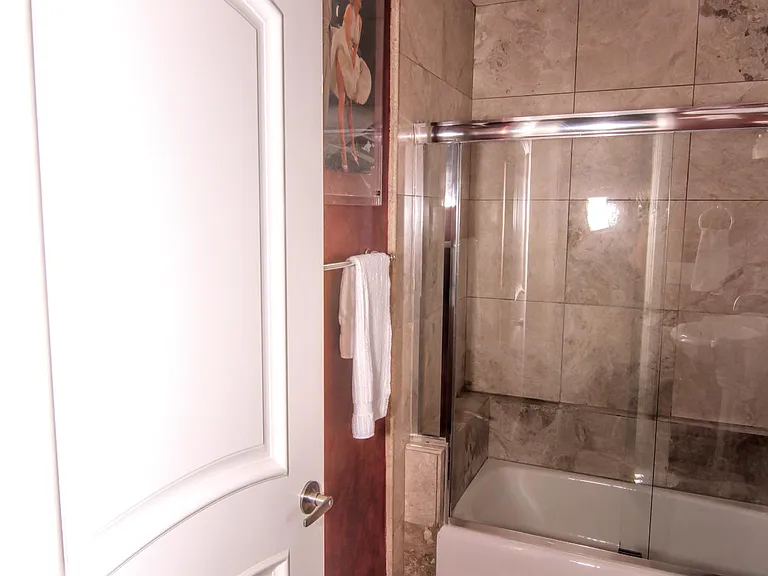 356 S Mohler Dr — Photo 19