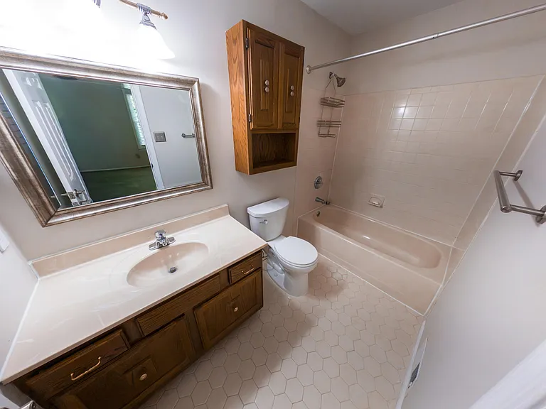 4 Vassar Pl — Photo 31