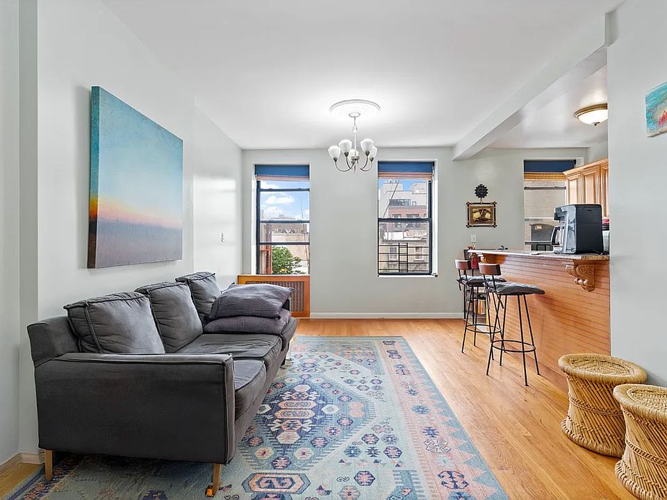 1st image of 405 E 116th St #5