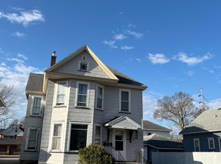 409 E 4th St, Winona, MN 55987