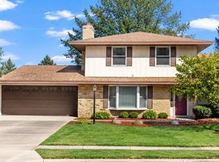 829 McIntosh Dr, Apple Valley, MN 55124
